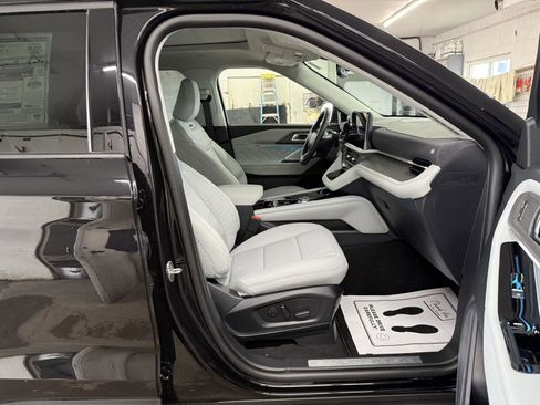 New 2026 Ford Explorer Platinum AWD/4WD image 29