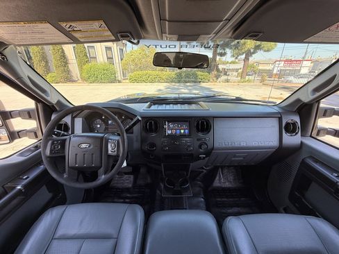 Used 2016 Ford F250 XL w/ Power Equipment Group image 13