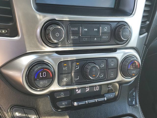 Used 2017 Chevrolet Suburban Premier AWD/4WD image 19