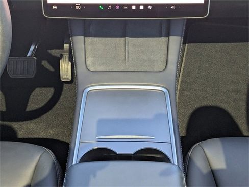 Used 2023 Tesla Model Y Long Range image 18