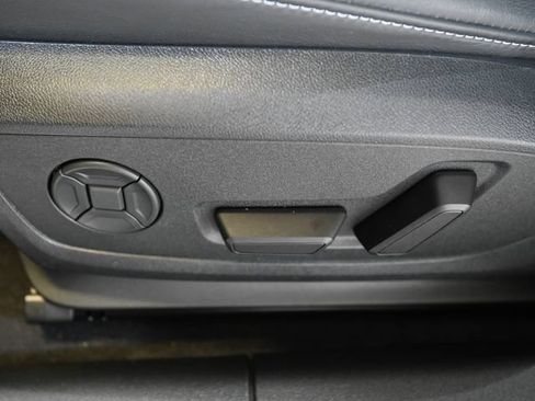 Used 2025 Audi A3 2.0T Premium w/ Convenience Package AWD/4WD image 22
