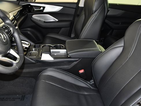 Certified 2024 Acura MDX SH-AWD w/ Technology Package image 38