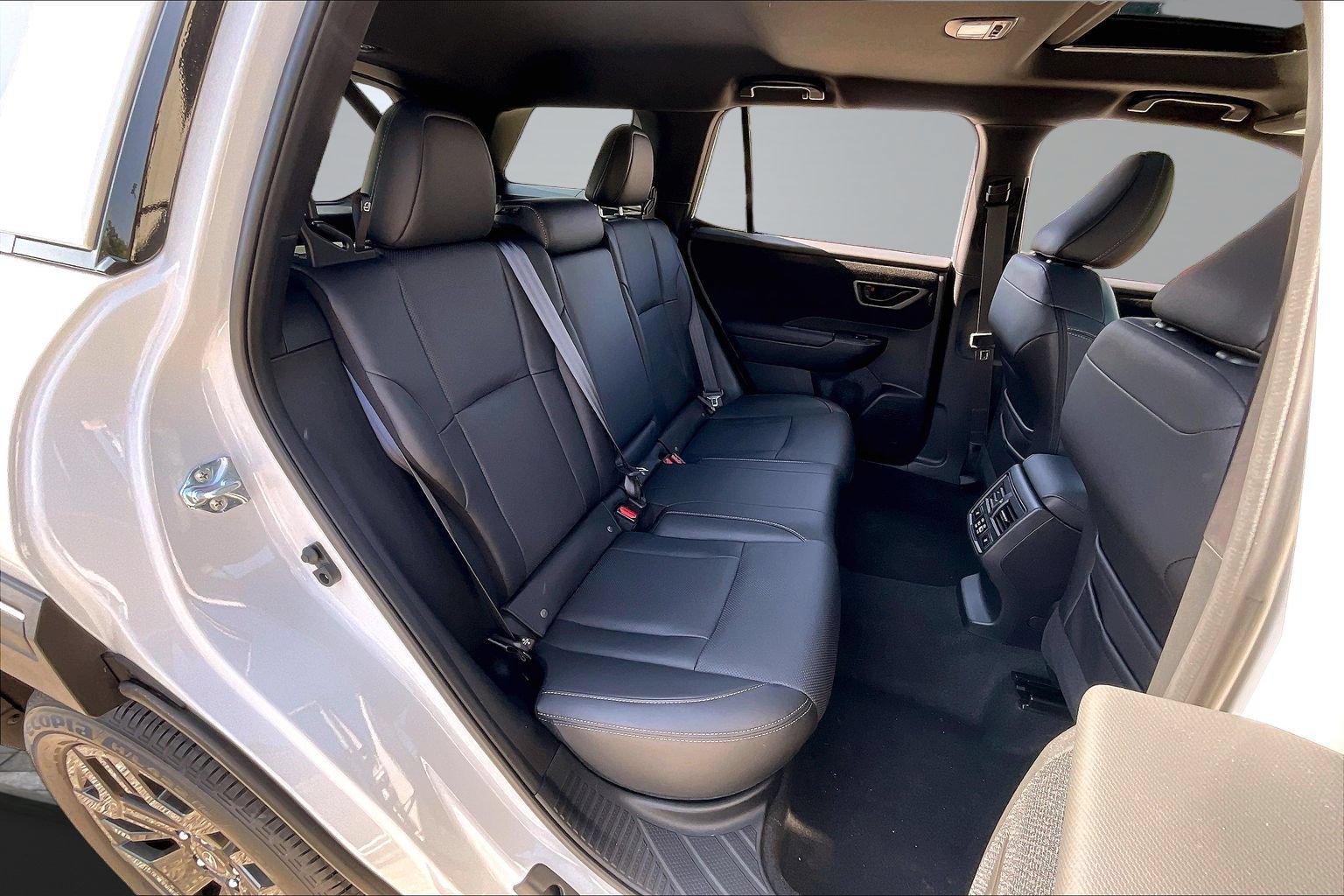 New 2026 Subaru Outback Limited XT AWD/4WD image 23