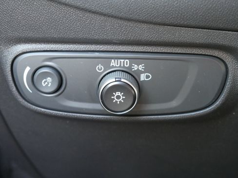 Certified 2024 Chevrolet Equinox LS w/ LS Convenience Package AWD/4WD image 27