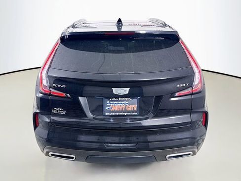 Used 2024 Cadillac XT4 Sport w/ Cold Weather Package image 9