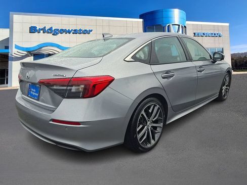 Used 2024 Honda Civic Touring image 6