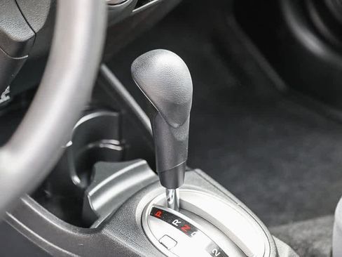 Used 2011 Honda Fit image 19