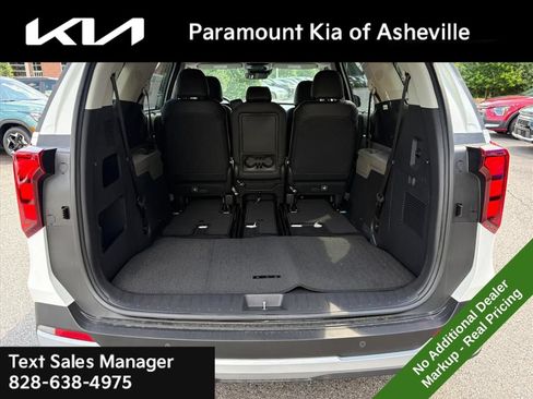 New 2026 Kia Carnival EX FWD image 29