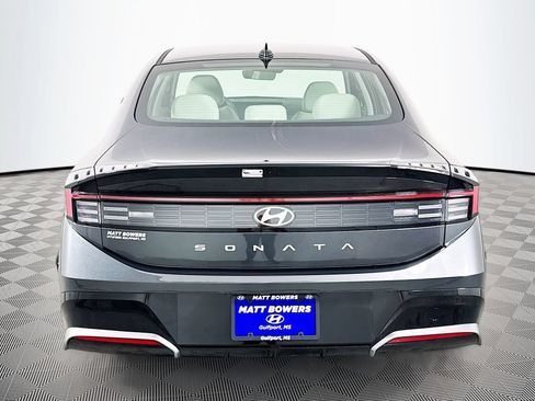 New 2026 Hyundai Sonata SEL FWD image 6