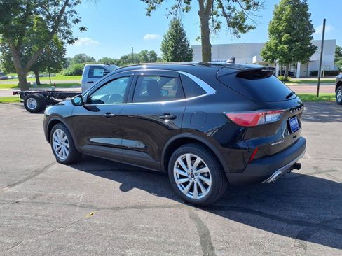 Used 2022 Ford Escape Titanium w/ Titanium Elite Package image 5