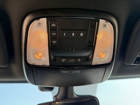 Used 2025 Dodge Durango GT AWD/4WD image 50