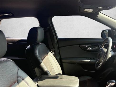 Used 2022 Chevrolet Blazer RS w/ Enhanced Convenience Package image 24