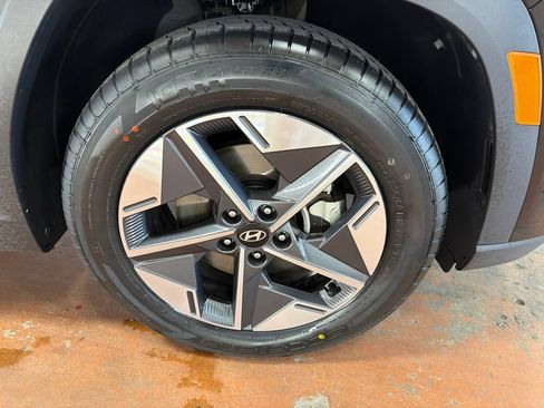 Used 2025 Hyundai Tucson SEL FWD image 10