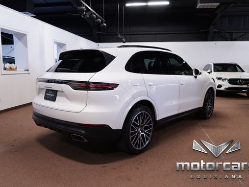 Used 2021 Porsche Cayenne AWD/4WD image 7