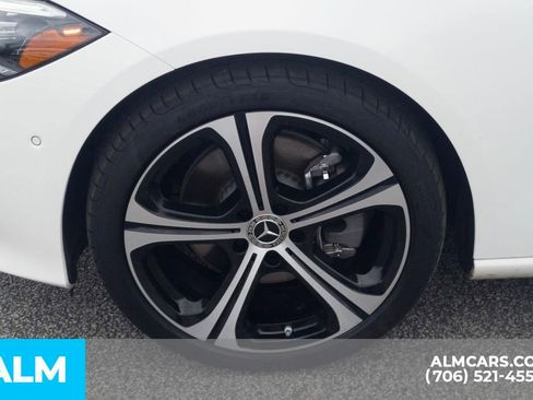 Used 2025 Mercedes-Benz C 300 Sedan image 15