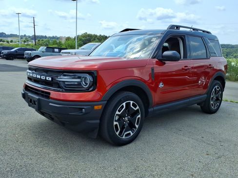 Used 2024 Ford Bronco Sport Outer Banks AWD/4WD image 3