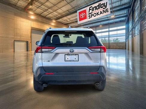 Certified 2019 Toyota RAV4 XLE image 5