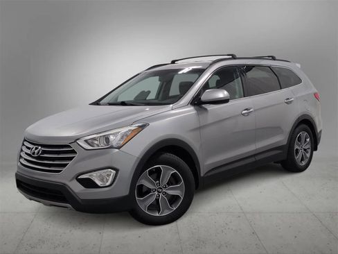 Used 2015 Hyundai Santa Fe GLS image 1