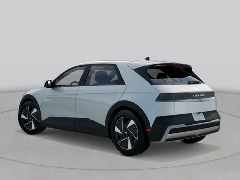 New 2026 Hyundai Ioniq 5 SEL AWD/4WD image 5