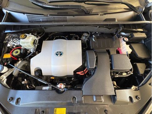 Used 2018 Toyota Highlander XLE image 31