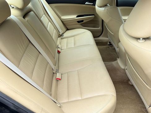 Used 2011 Honda Accord SE image 25