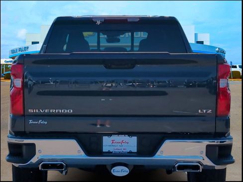 New 2026 Chevrolet Silverado 1500 LTZ w/ LTZ Premium Package image 3