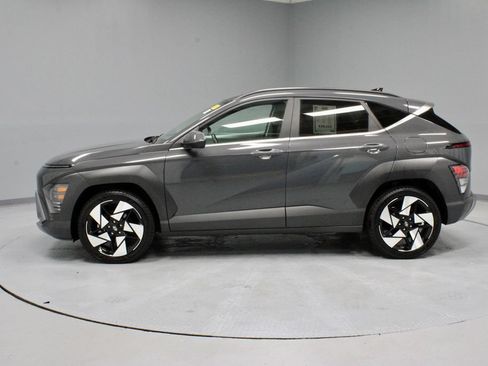 Used 2024 Hyundai Kona Limited FWD image 9