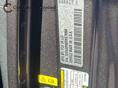 Certified 2025 Jeep Wrangler Unlimited Sahara w/ Safety Group AWD/4WD image 28