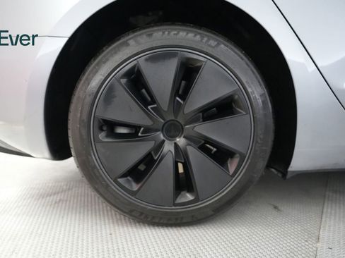 Used 2025 Tesla Model 3 Long Range image 22