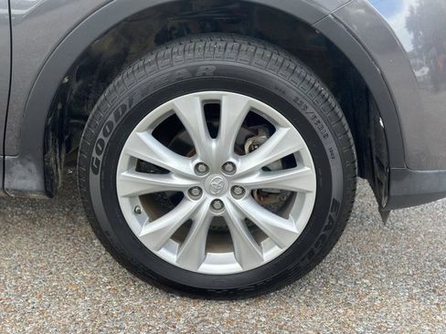 Used 2015 Toyota RAV4 Limited image 12