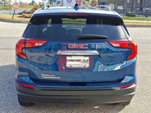 Used 2019 GMC Terrain SLE w/ Driver Convenience Package image 5