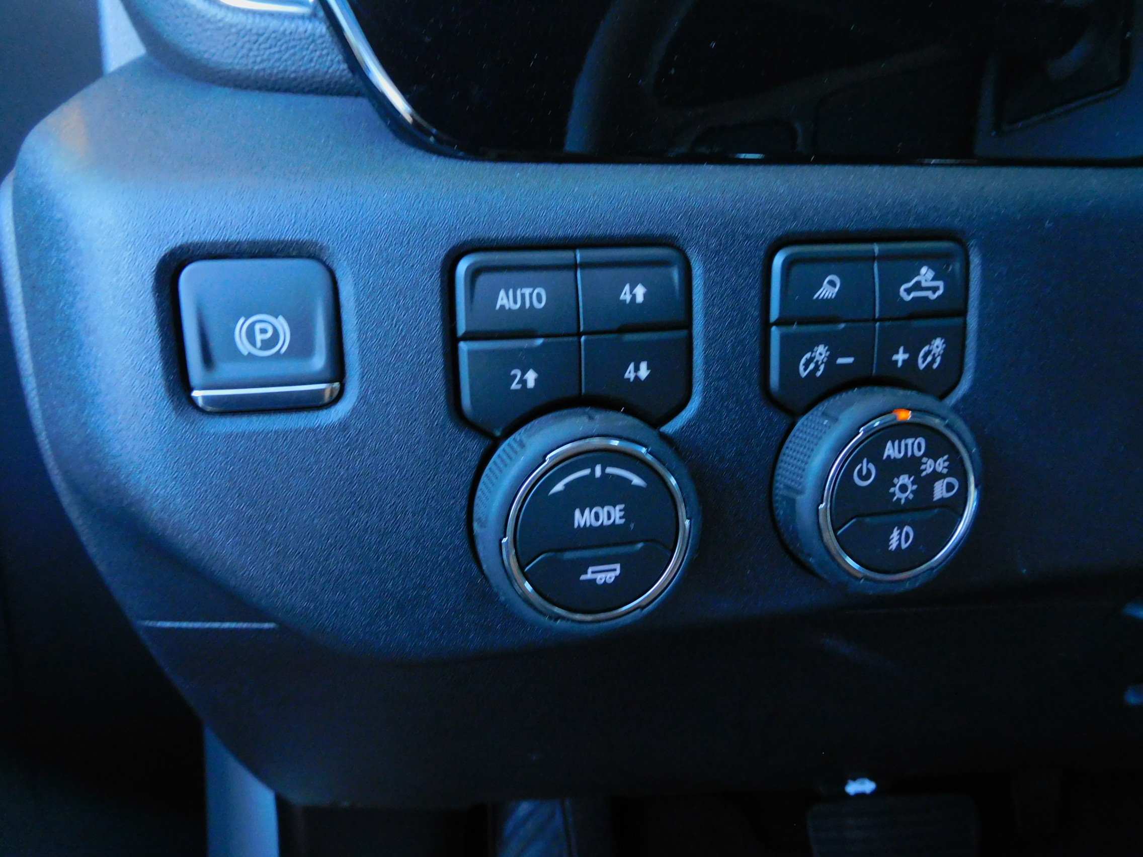 New 2026 Chevrolet Silverado 2500 High Country AWD/4WD image 22