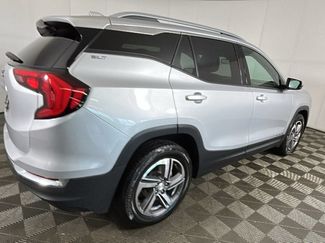 Used 2021 GMC Terrain SLT FWD video 4