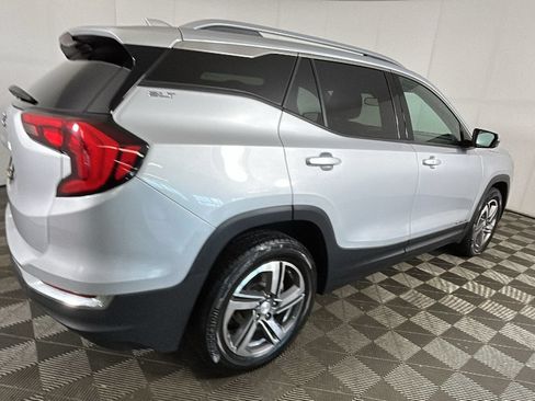 Used 2021 GMC Terrain SLT FWD image 4