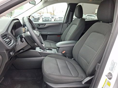 Certified 2023 Ford Escape Active AWD/4WD image 16