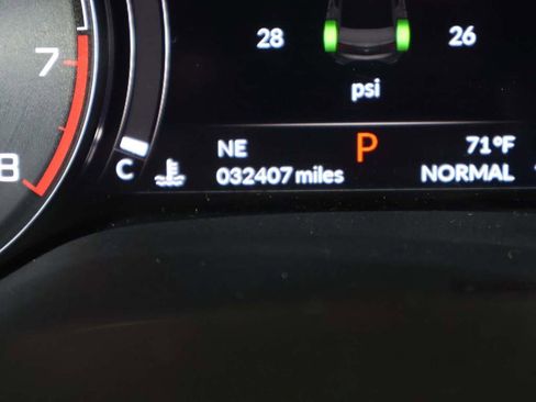 Used 2022 Acura TLX image 37