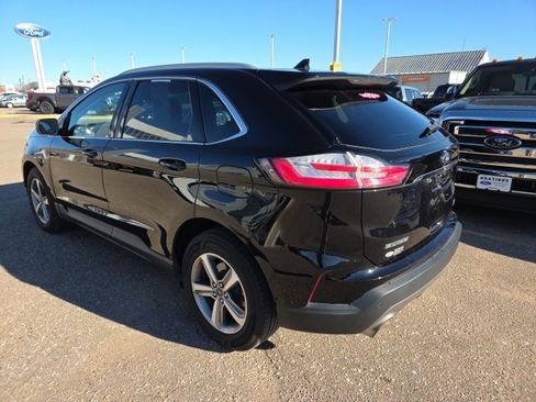 Used 2019 Ford Edge SEL w/ Equipment Group 201A image 3