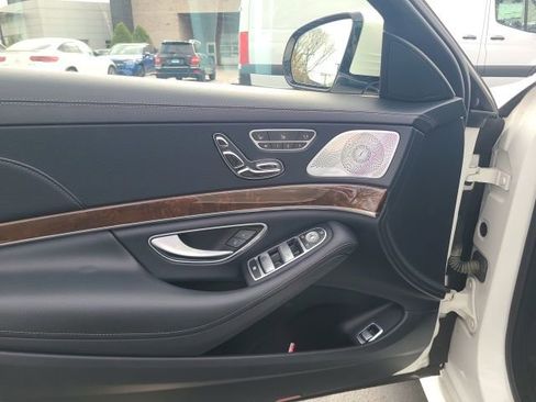 Used 2015 Mercedes-Benz S 550 4MATIC Sedan image 8