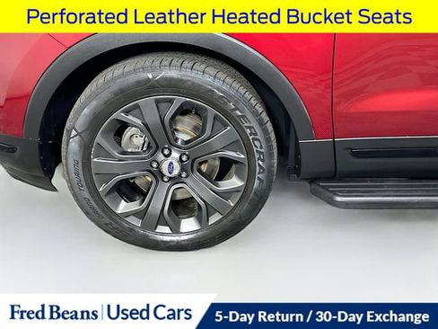 Used 2018 Ford Explorer Sport w/ Ford Safe & Smart Package AWD/4WD image 39