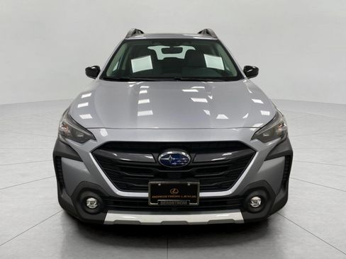 Used 2023 Subaru Outback Limited AWD/4WD image 11