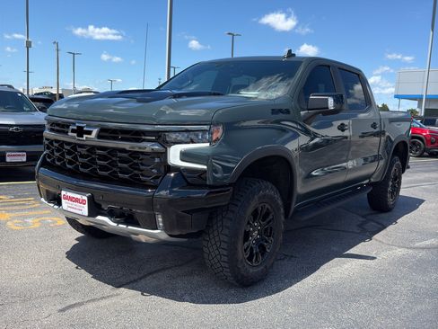 Certified 2026 Chevrolet Silverado 1500 ZR2 w/ Dark Appearance Package AWD/4WD image 2