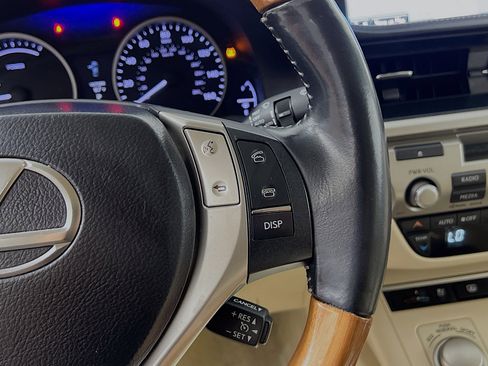 Used 2013 Lexus ES 300h image 20