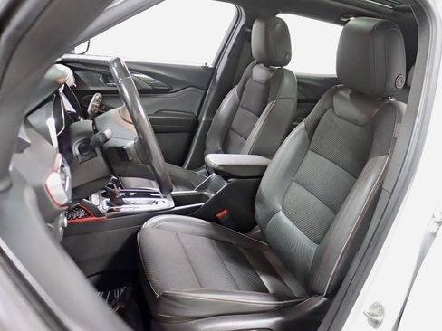 Used 2021 Chevrolet TrailBlazer RS w/ Sun and Liftgate Package image 23