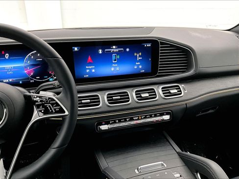 Used 2026 Mercedes-Benz GLE 350 4MATIC image 5