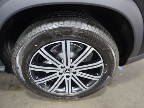 Used 2026 Mercedes-Benz GLE 350 4MATIC image 35