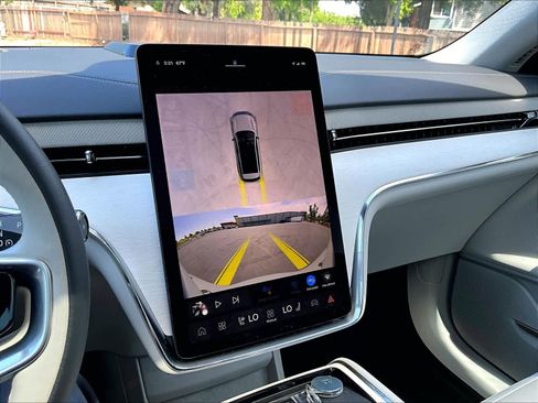 Used 2025 Volvo EX90 Ultra AWD/4WD image 23