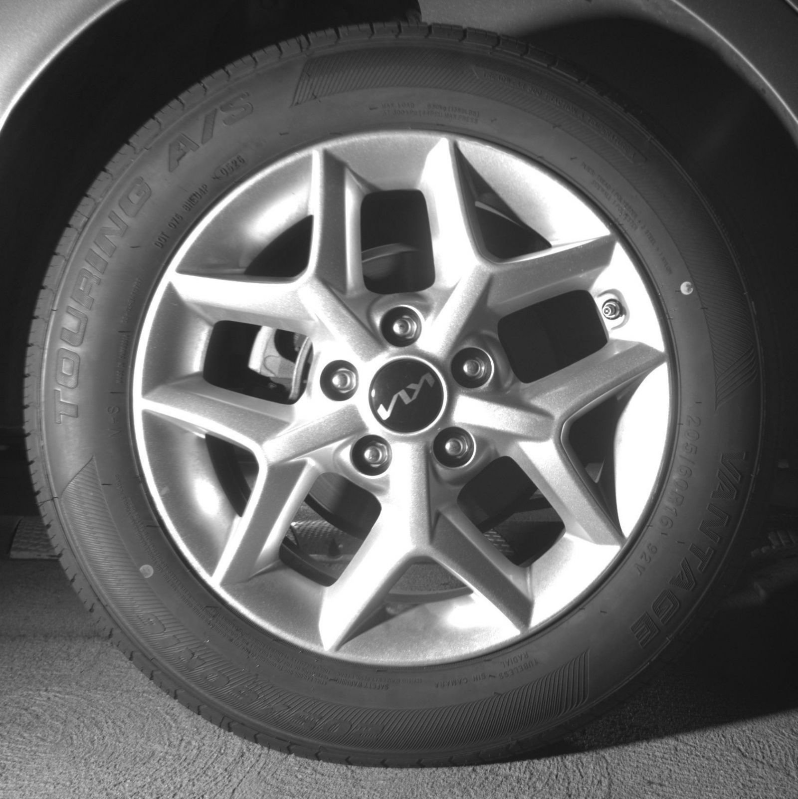 Used 2025 Kia Soul LX w/ LX Technology Package FWD image 26