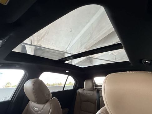 Used 2024 Cadillac XT4 Premium Luxury w/ LPO, Floor Liner Package FWD image 21