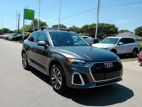Used 2022 Audi Q5 2.0T Premium Plus w/ Premium Plus Package AWD/4WD image 4