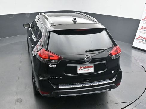 Used 2017 Nissan Rogue SL w/ SL Premium Package image 29